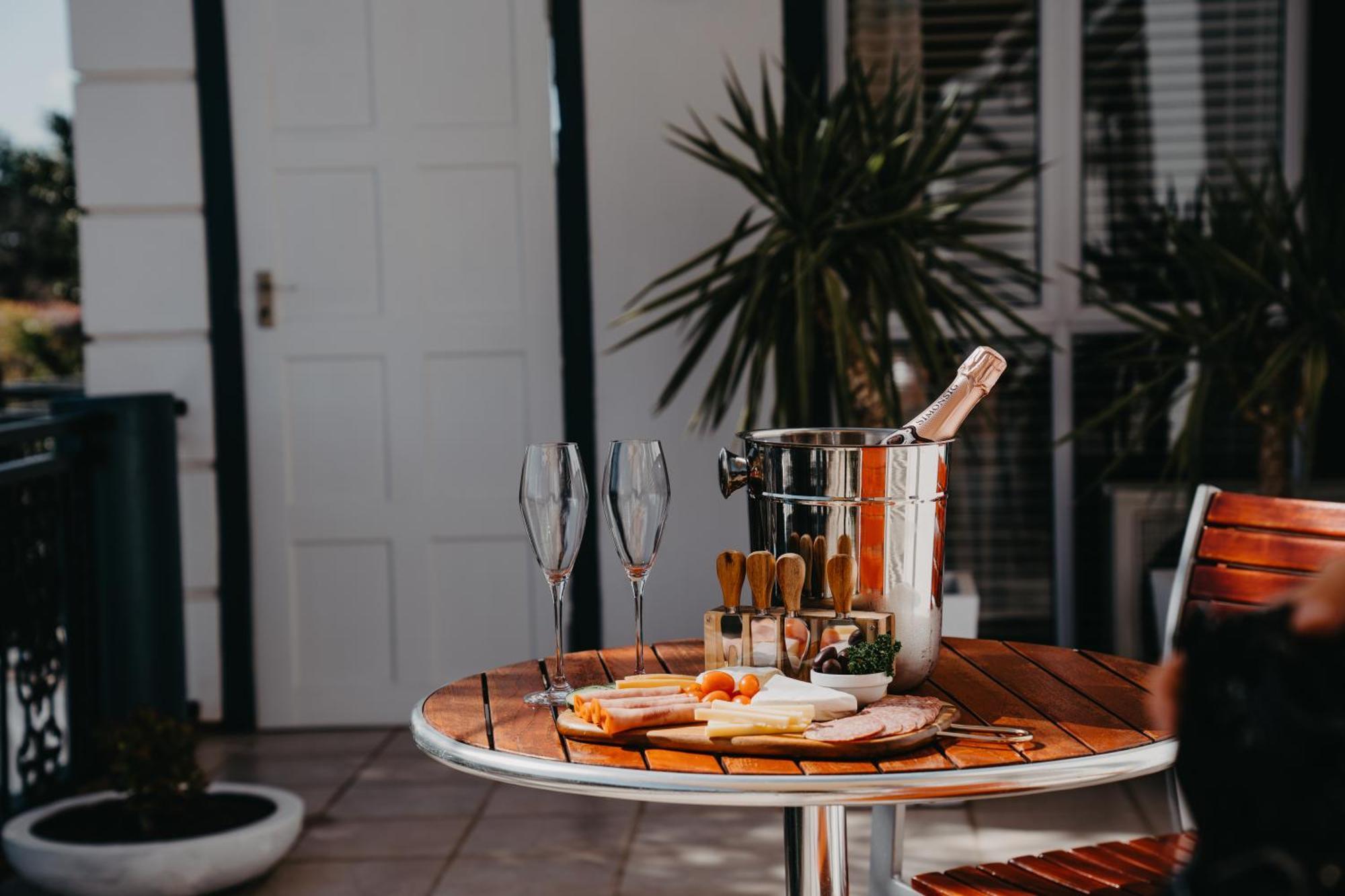 Pictures Guest House Boutique Hotel Oudtshoorn Ngoại thất bức ảnh